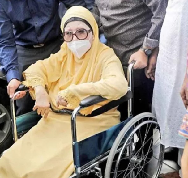 খালেদা জিয়ার হার্টে পেসমেকার লাগানোর প্রক্রিয়া চলছে: আইনমন্ত্রী